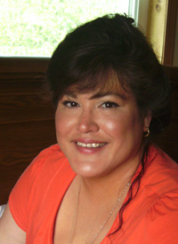 Native American online scholarship winner Regina White