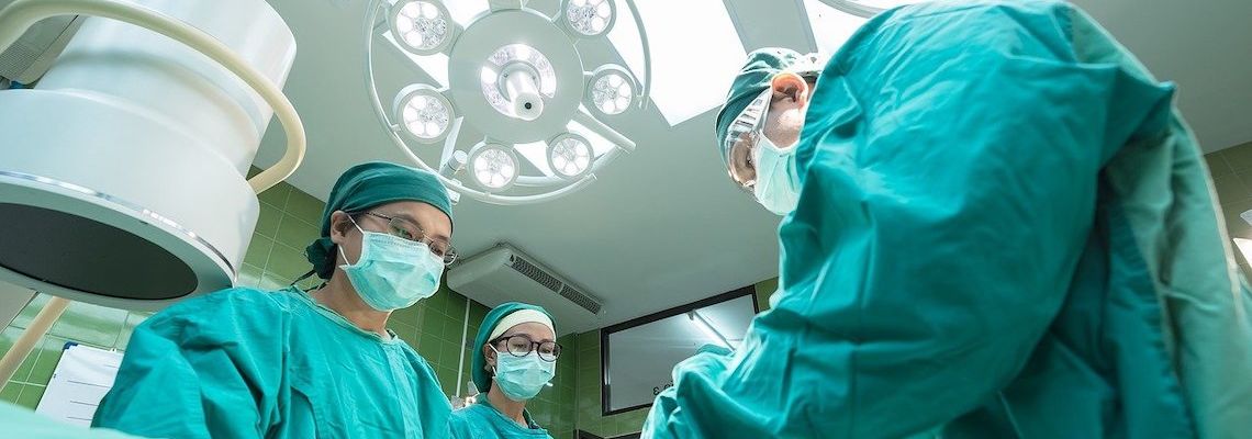 Graduates of online CRNA programs in the operating room Graduates of online CRNA programs in the operating room