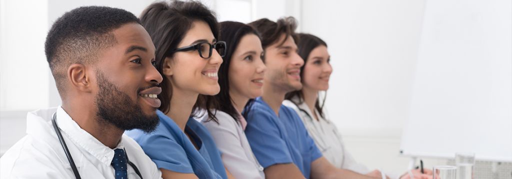 Best 12-Month Online DNP Programs [2023 Guide]