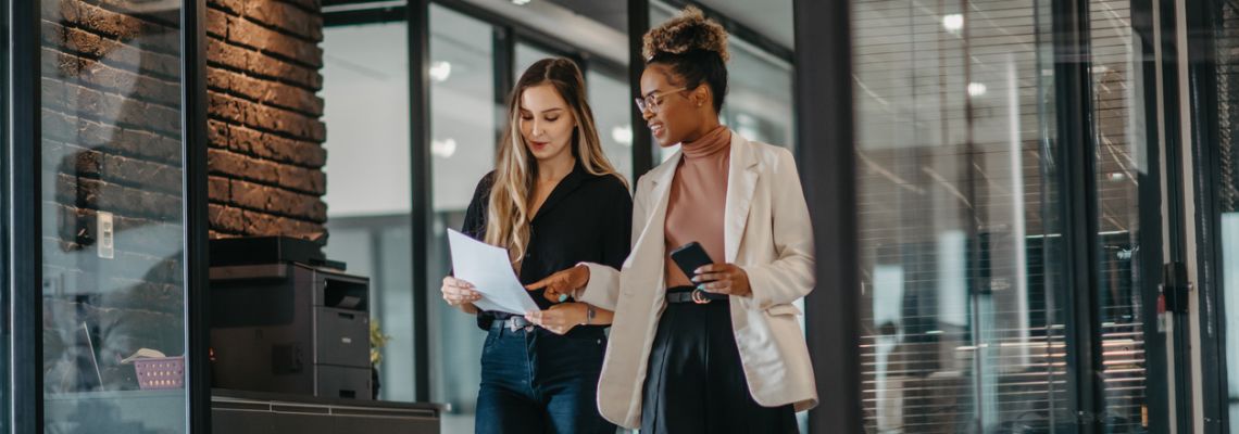 Female graduates of online executive MBA programs Female graduates of online executive MBA programs